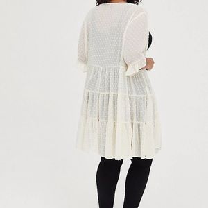 NWT Torrid Tiered Clip Dot Ruffle Kimono in Cream